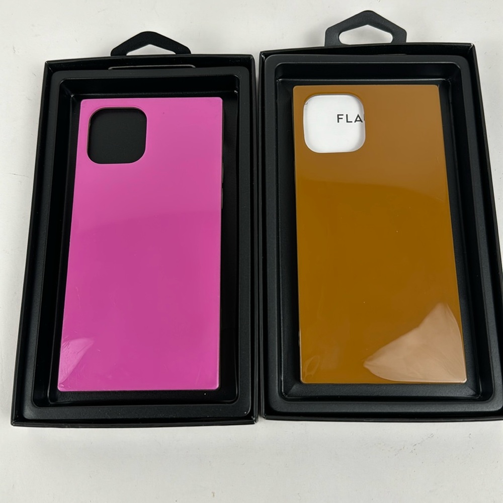 Pre Used - IPhone 12 Pro - Flaunt square cases